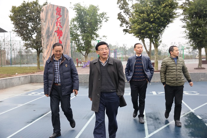教育巨轮正远航—西昌一中,西昌阳光学校领导莅临重庆双福育才中学
